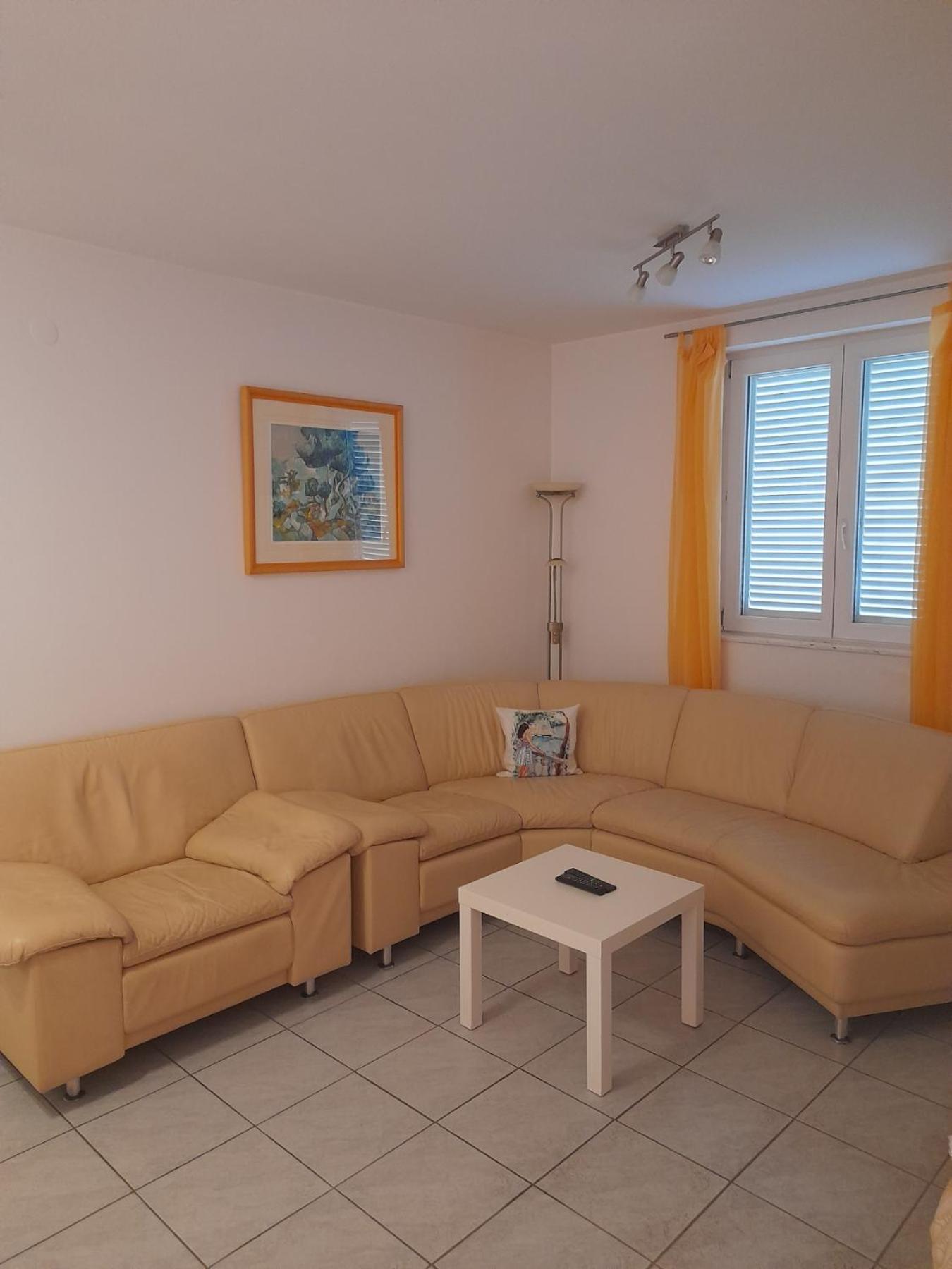 Apartman Snjezana Malinska Eksteriør billede