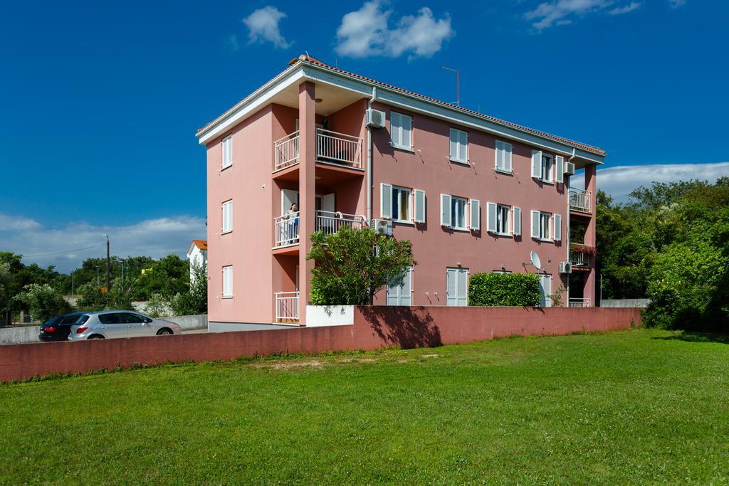 Apartman Snjezana Malinska Eksteriør billede